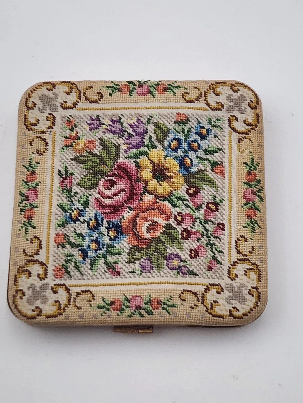AntiqueFloral Needlepoint Embroidered Panels Schildkraut Gold Brass Case Compact